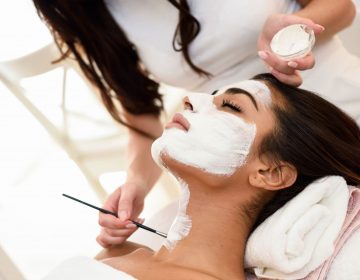 Limpieza Facial en Sevilla - Centro Phi Belleza Natural Phi ❤️